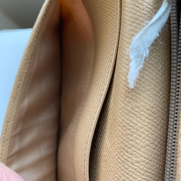 CHANEL TAN WALLET - Picture 6 of 12